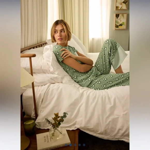 Lake Pajamas Pima Crew Wide Leg Pajama Set in Granite Green Cottage Floral - Picture 3 of 6